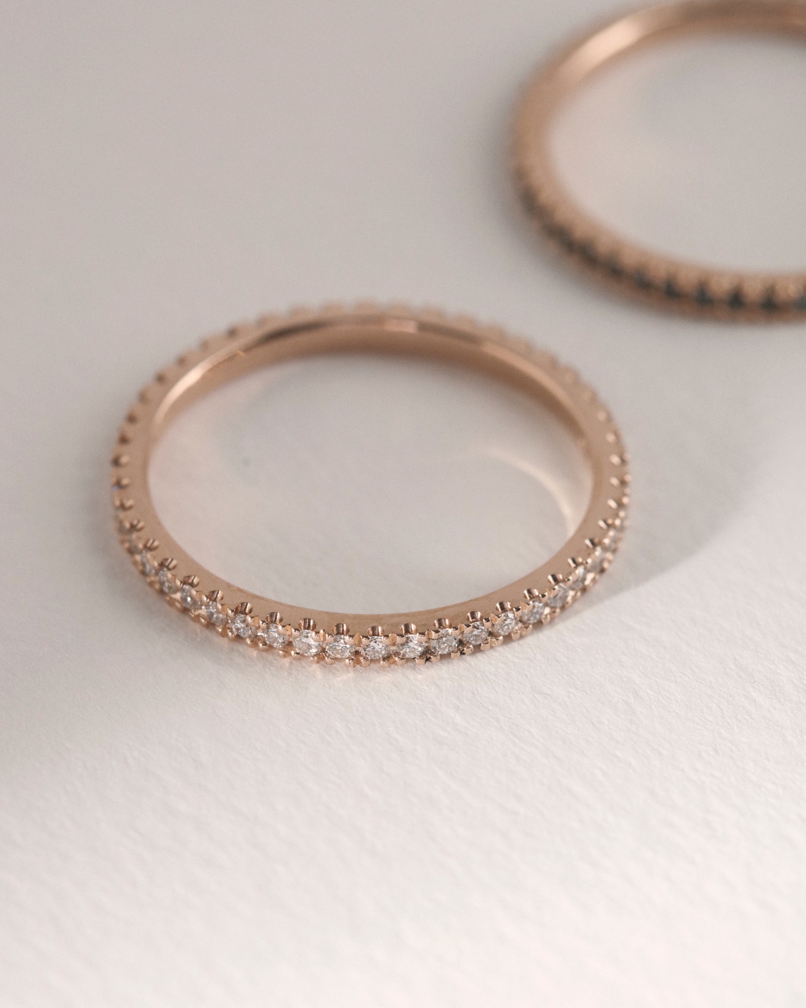 Italian pavé bands