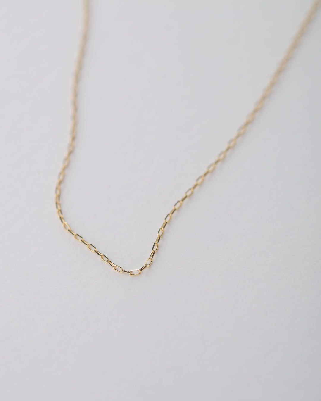 9kt yellow gold elongated anchor chain