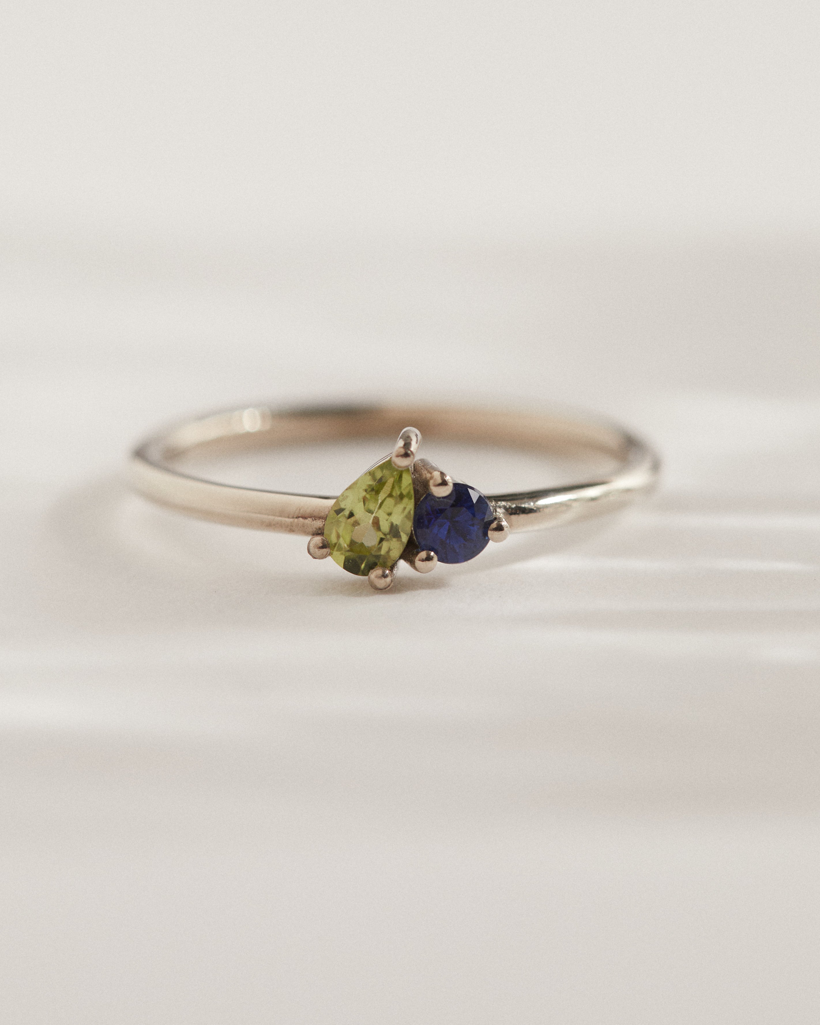 Birthstone Toi et Moi ring