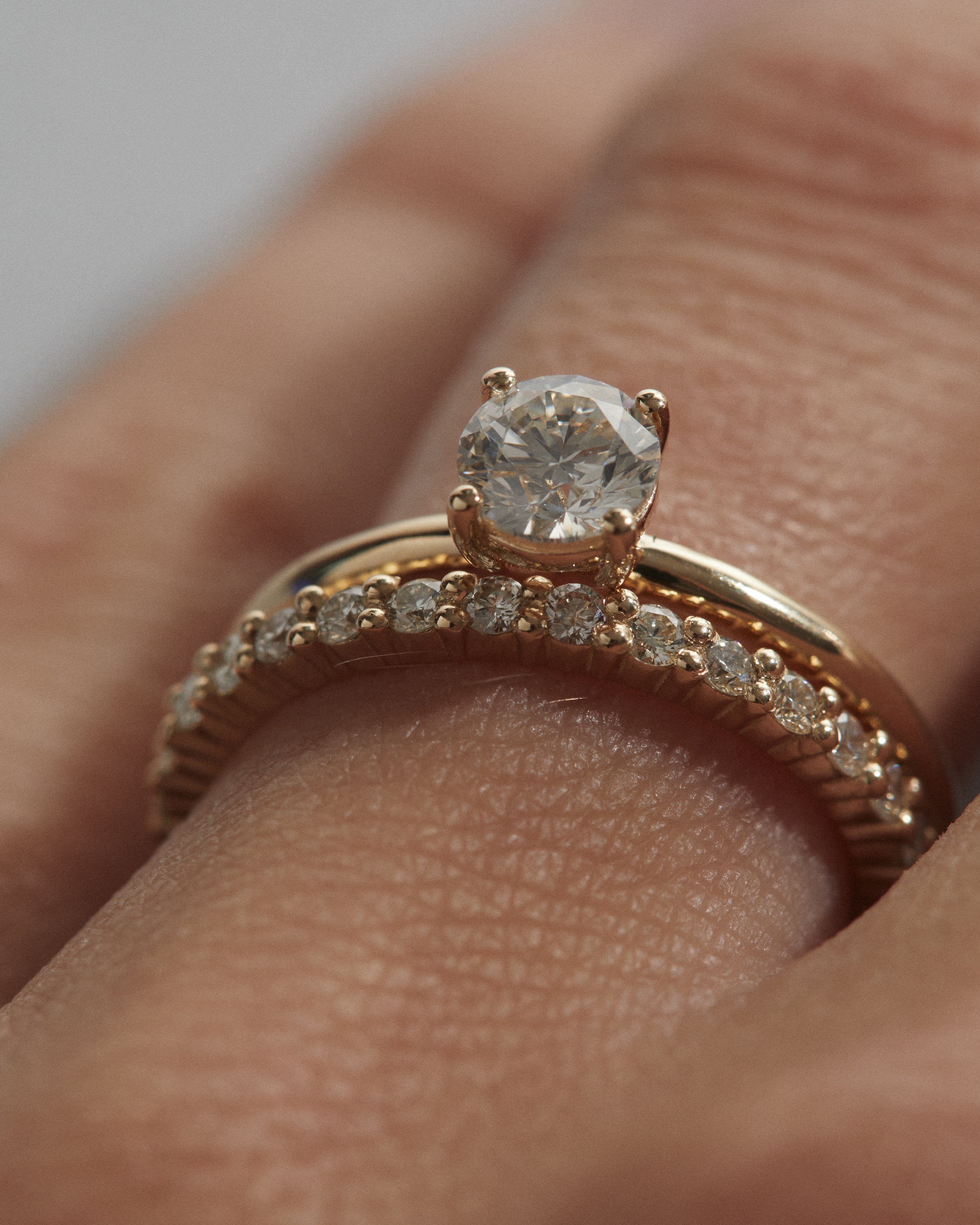 0.61ct Round brilliant cut solitaire and wedding band set