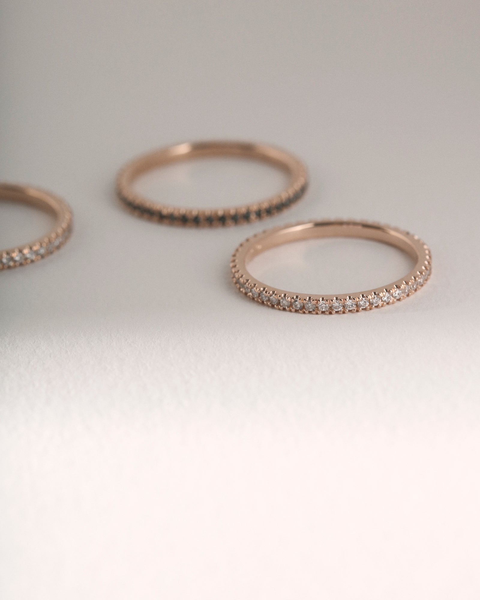 Italian pavé bands