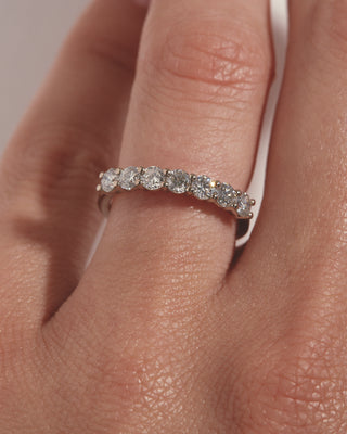 0.13ct shared claw wedding band