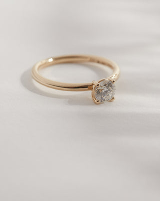 0.61ct Round brilliant cut solitaire and wedding band set