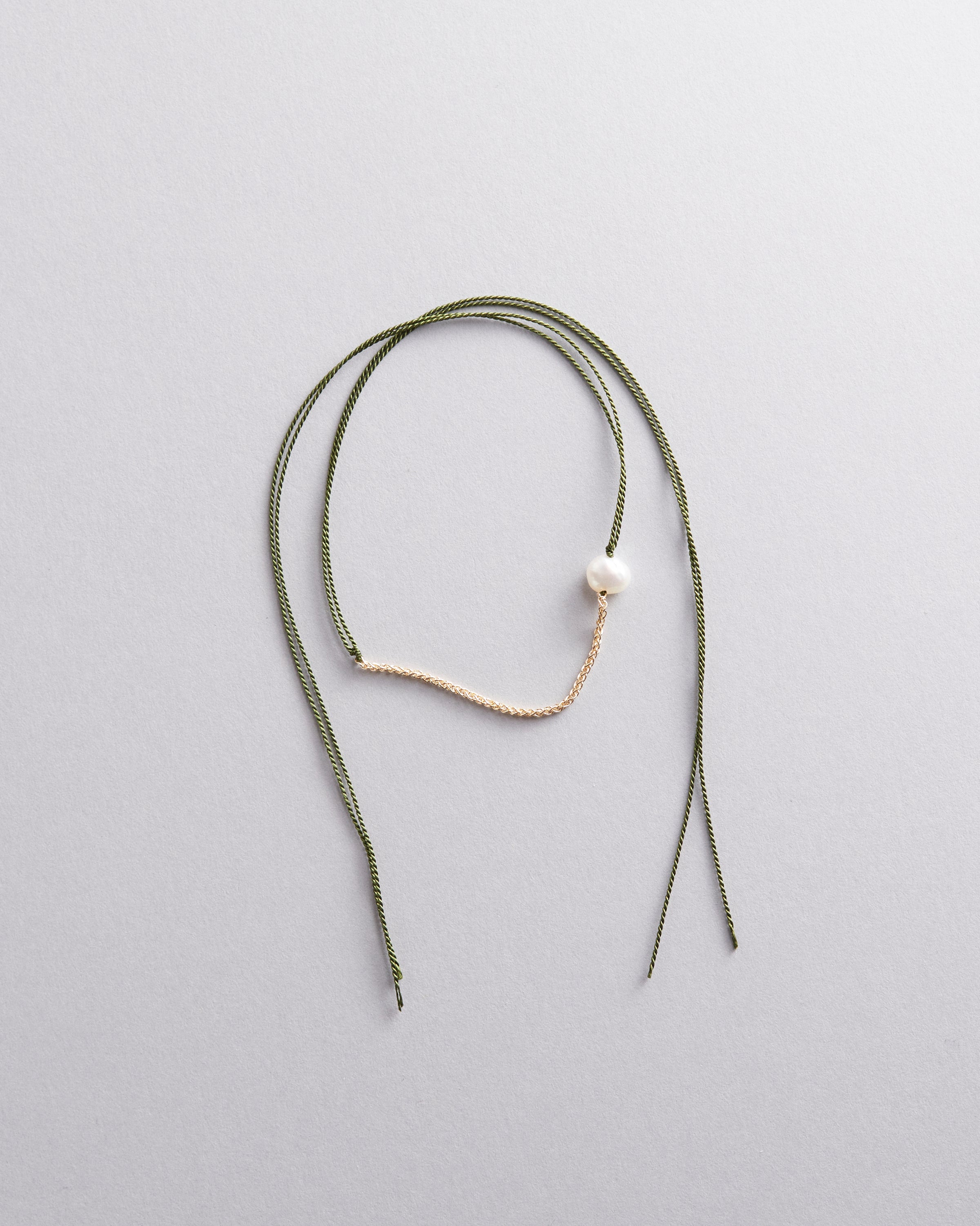 9kt Yellow Gold and Silk Wish Bracelet with Pearl