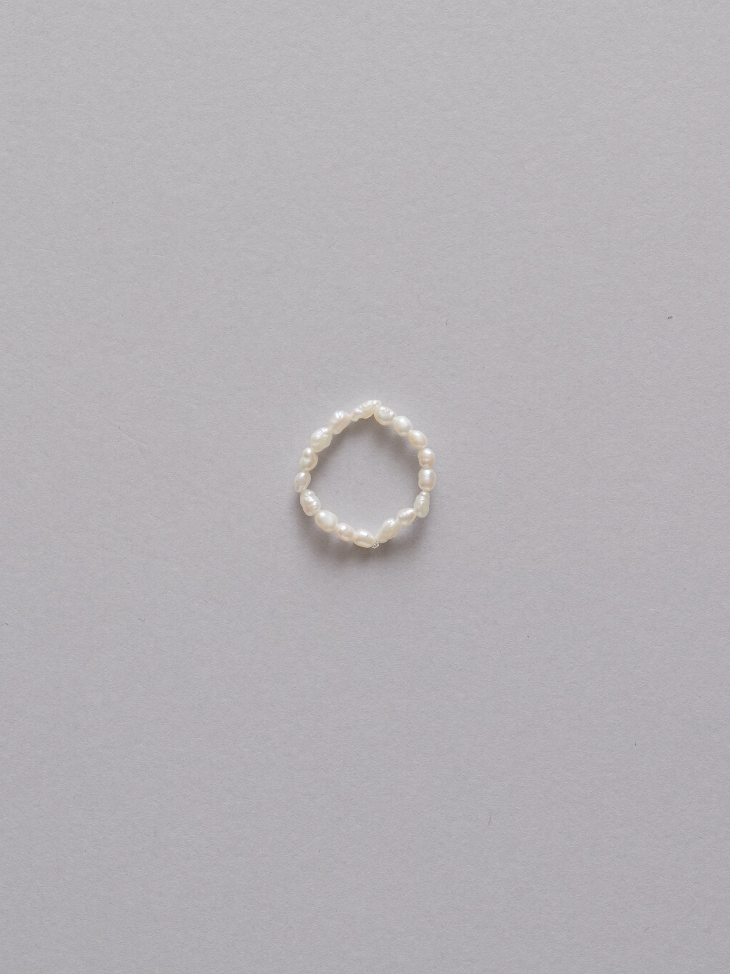 Petite Pearl ring